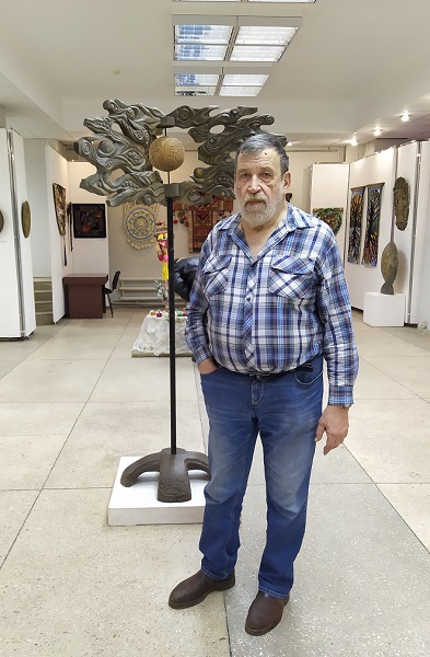 Евгений Столяров