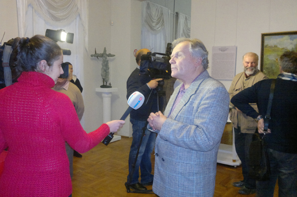 Владимир Обухов дает интервью калужским СМИ